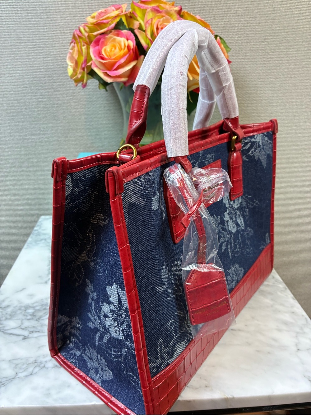 Kurt Geiger Blue Floral Denim & Red Croc Embossed Leather Chiswick Tote - NWT - Picture 5 of 12